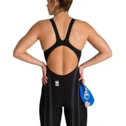 Arena Powerskin Carbon Core FX Kneelength - Black & Gold 22 Arena Powerskin Carbon Core FX Kneelength - Black & Gold -Swimmer Store arena powerskin carbon core fx kneelength black gold 003655 105 14